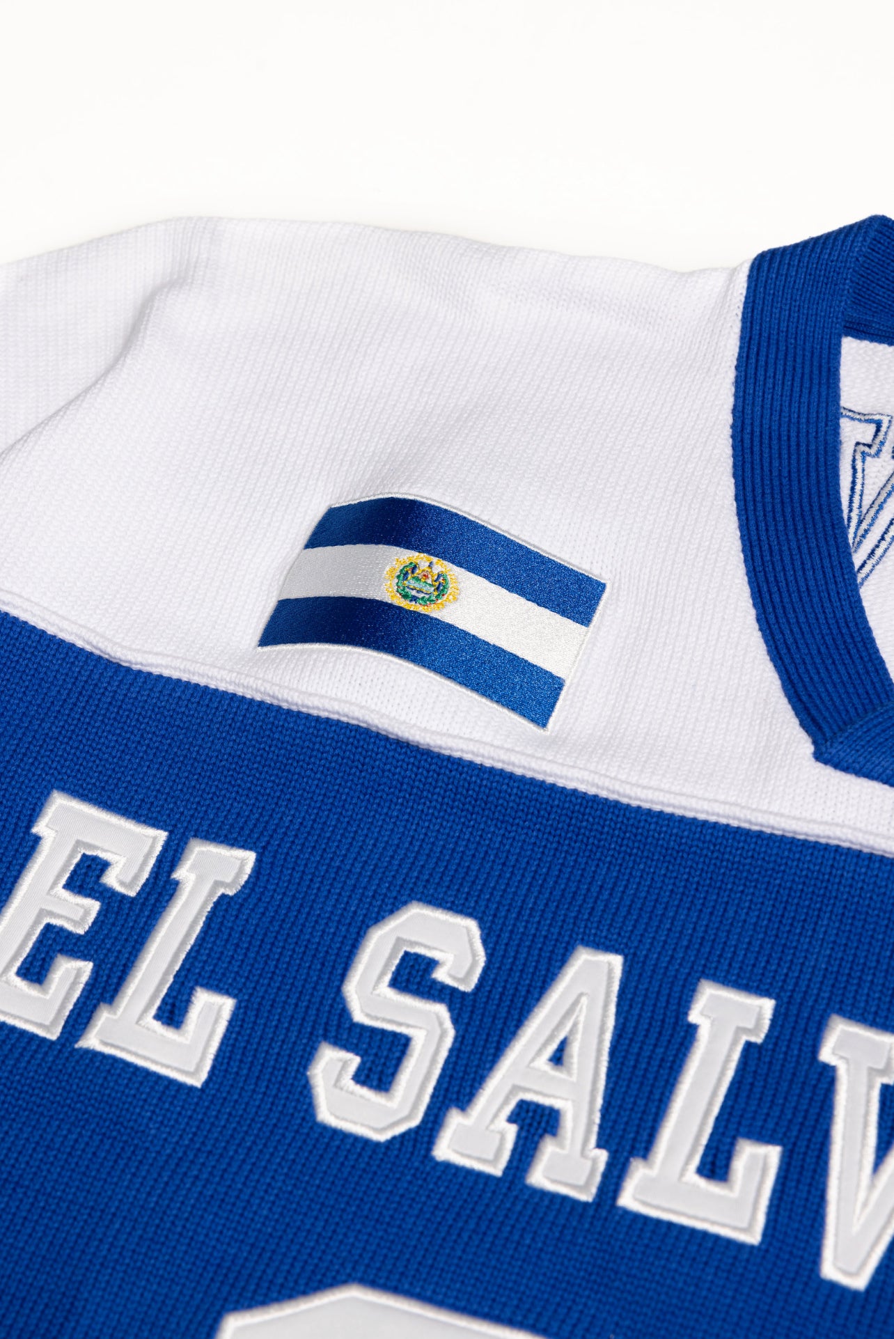 THE EMBASSY EL SALVADOR KNIT JERSEY