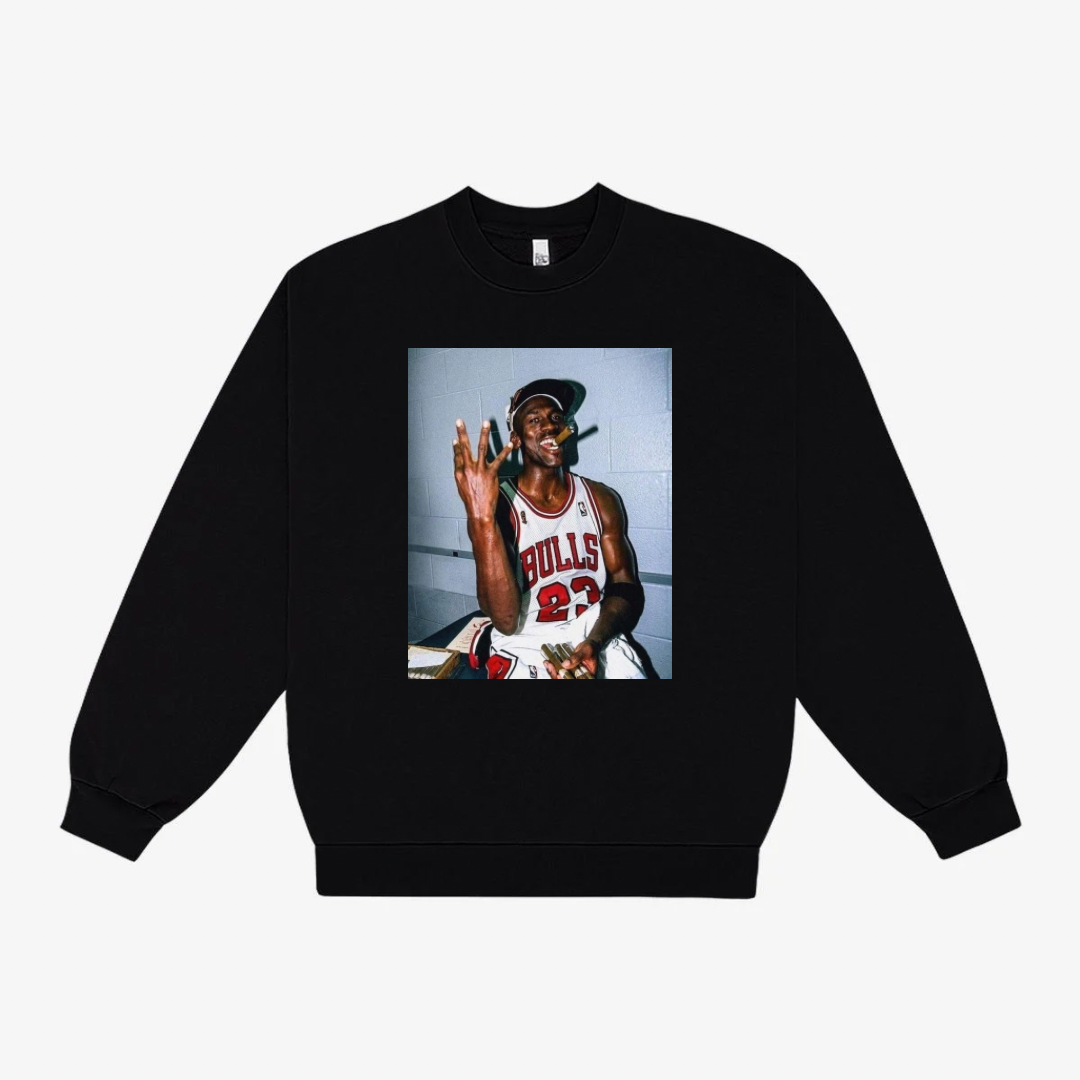 MJ BULLS TAPESTRY PATCH SWEATSHIRT